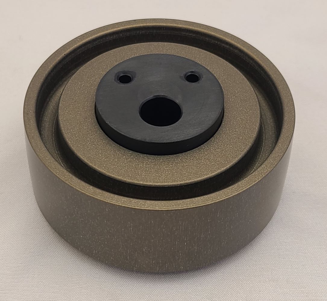 Idler pulley with serviceable bearing insert